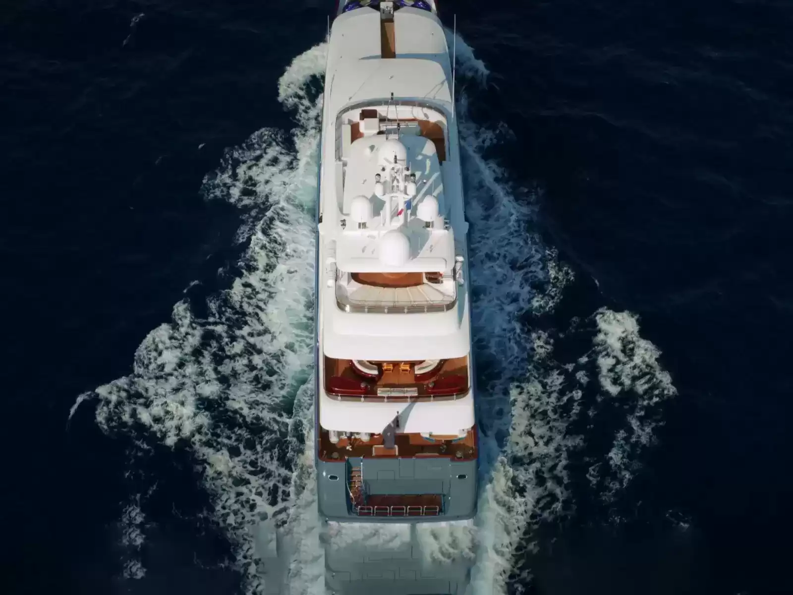 Aqua Expeditions